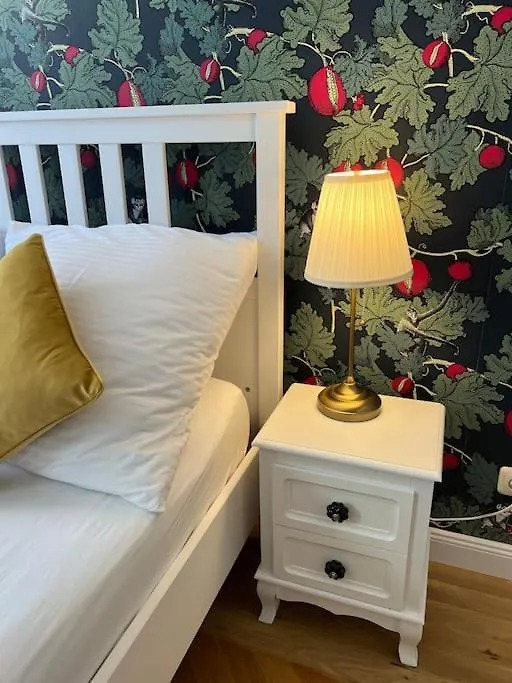 Gemuetliches Und Modernes Apartment,44 M² Vienna